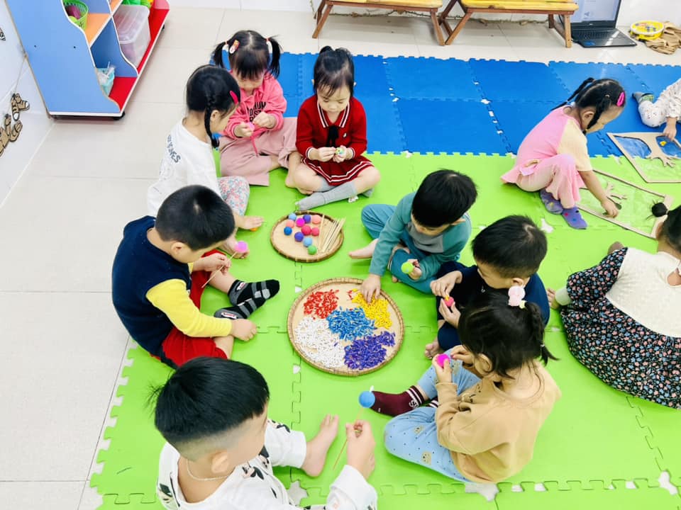 HOẠT ĐỘNG TRẢI NGHIỆM 