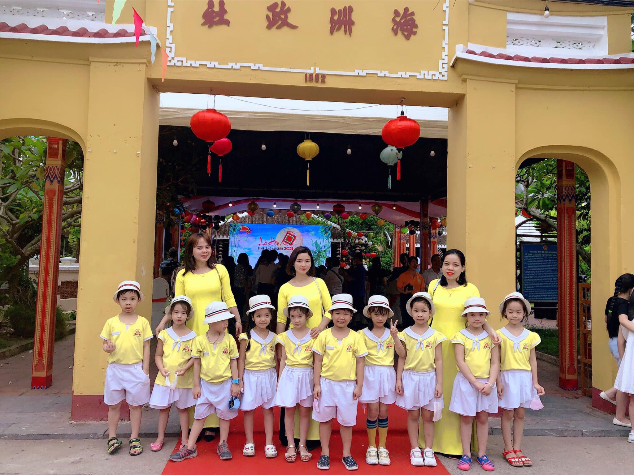 BÉ THAM QUAN ĐÌNH LÀNG HẢI CHÂU