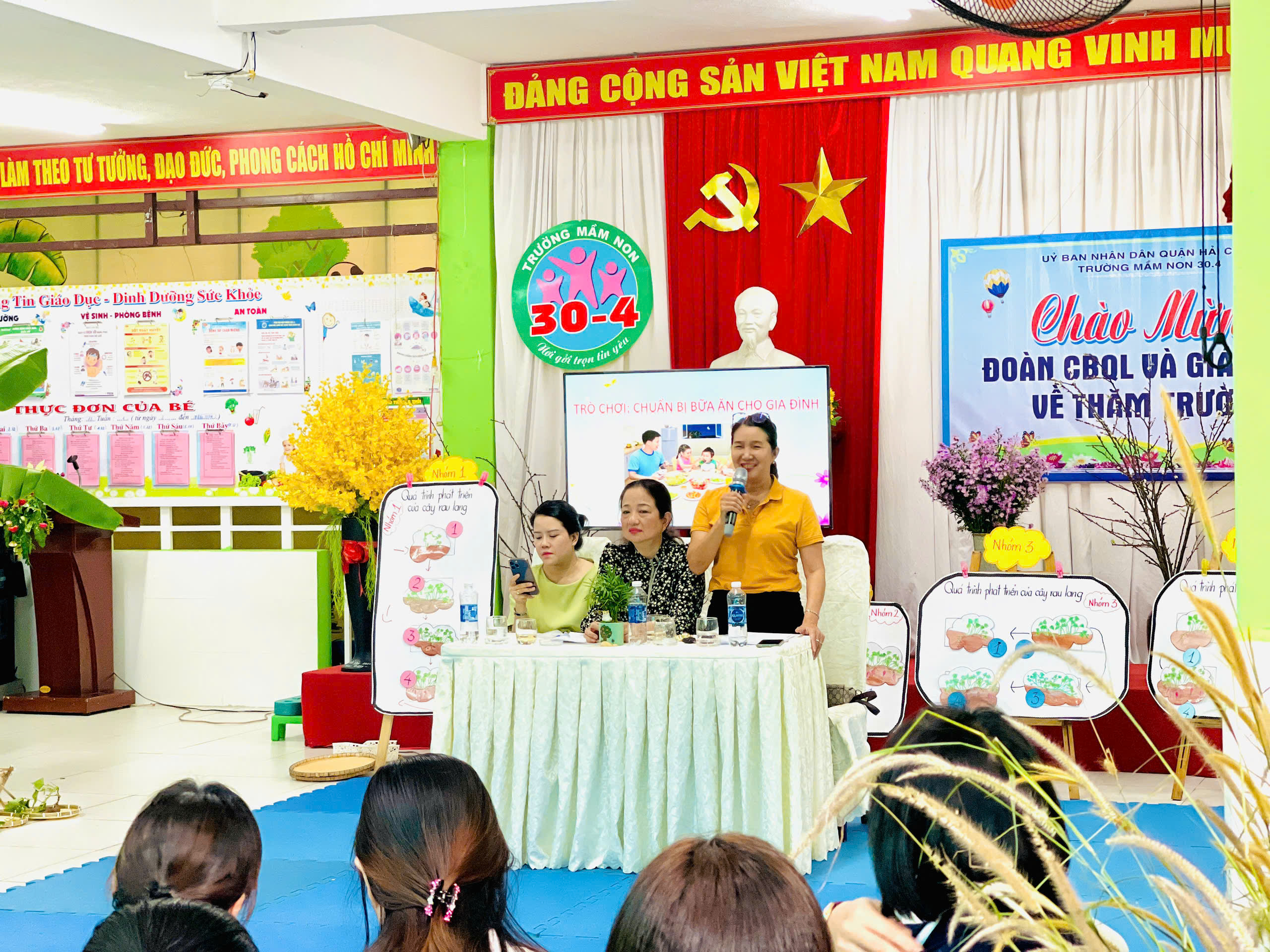 Nhà trường đã tổ chức 3 hoạt động thao giảng cấp Quận: Hoạt động Khám phá cho trẻ 3 độ tuổi Bé, nhỡ, lớn.